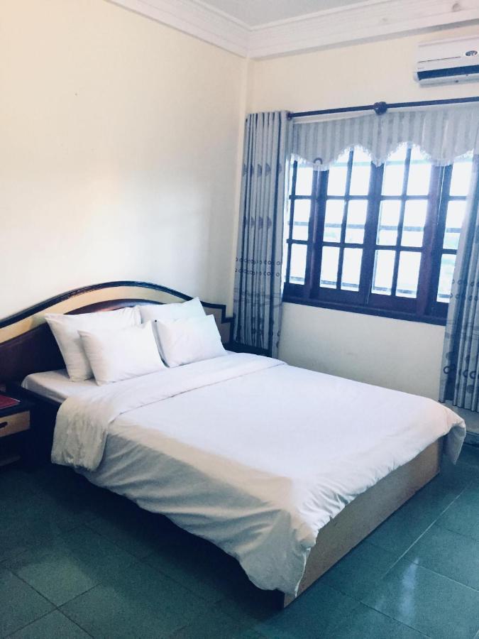 Hung Vuong Hotel Pleiku Exterior foto