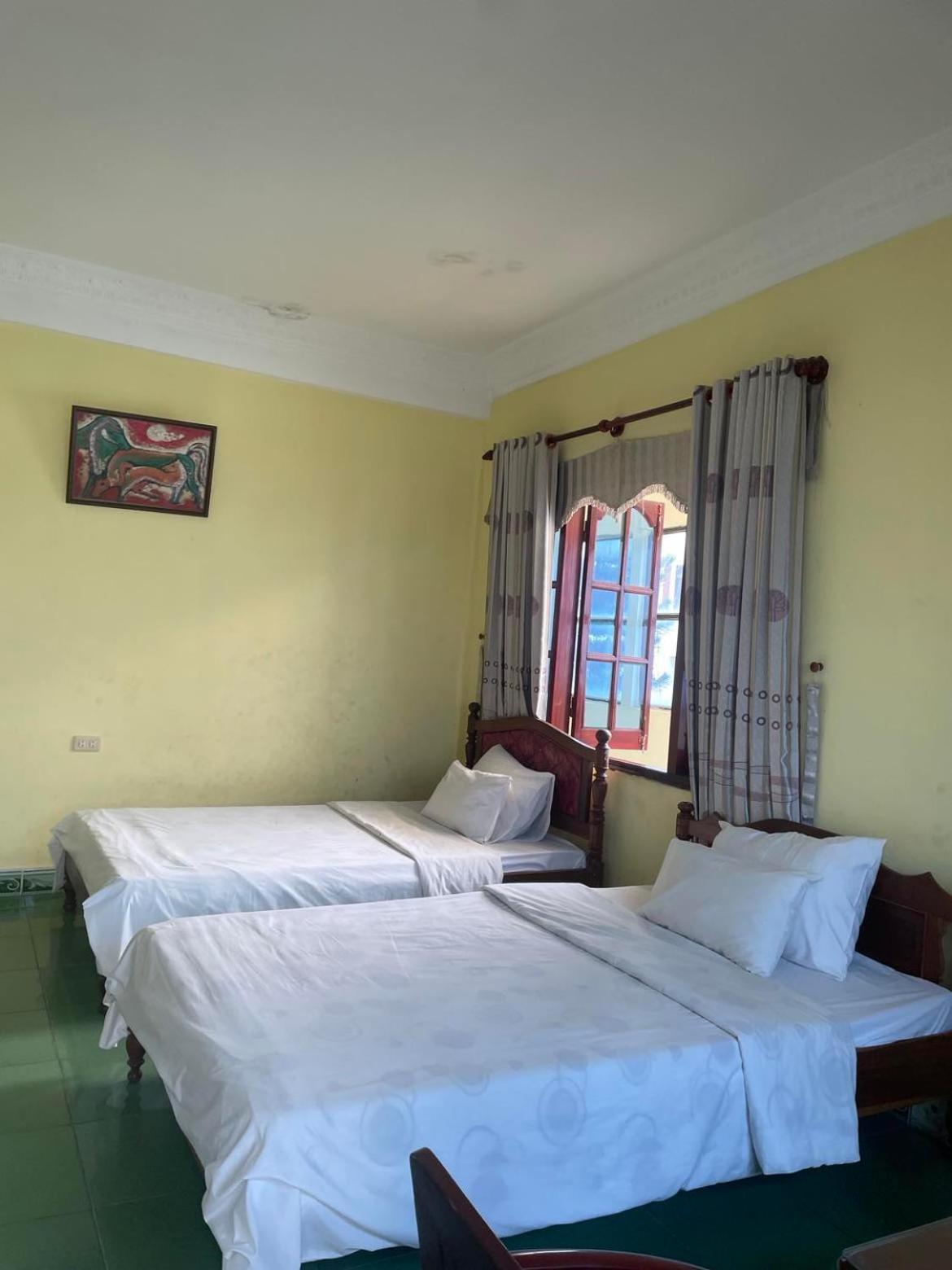 Hung Vuong Hotel Pleiku Exterior foto